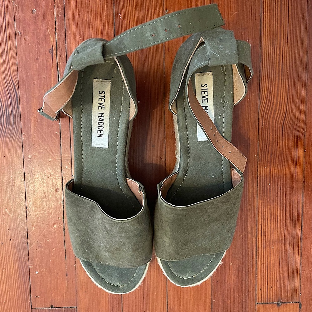 8.5 Steve Madden green wedge